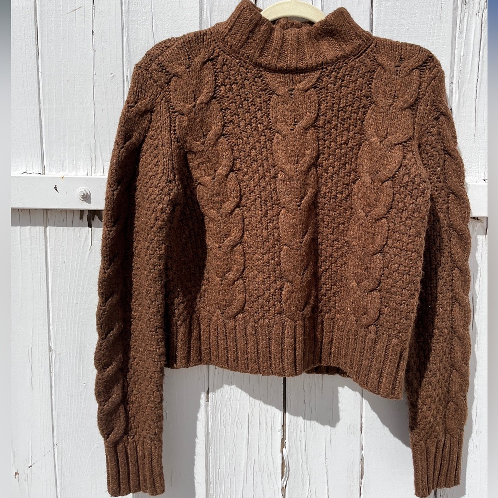 American Eagle brown knit sweater Size S, chunky sweater